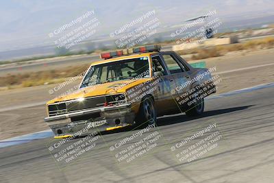 media/Oct-01-2022-24 Hours of Lemons (Sat) [[0fb1f7cfb1]]/10am (Front Straight)/